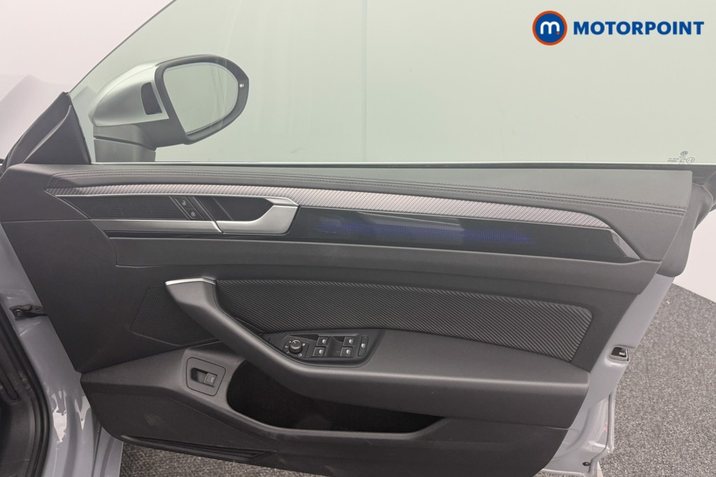 Volkswagen Arteon R Automatic Petrol Estate - Stock Number (1598141) - 9th supplementary image