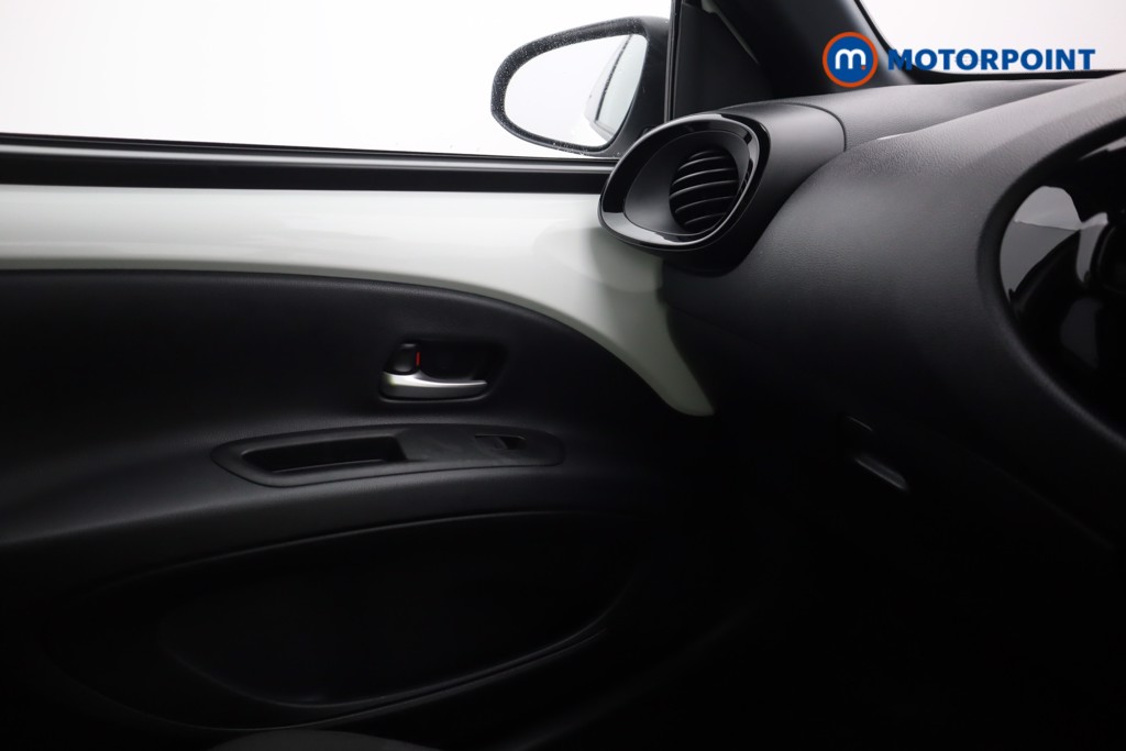 Toyota Aygo X Edge Automatic Petrol Hatchback - Stock Number (1598378) - 14th supplementary image