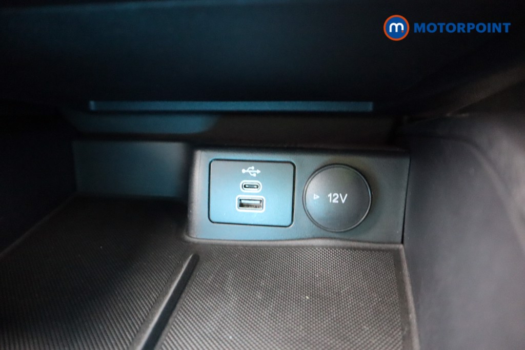 Ford Focus St-Line Manual Petrol Hatchback - Stock Number (1598707) - 15th supplementary image