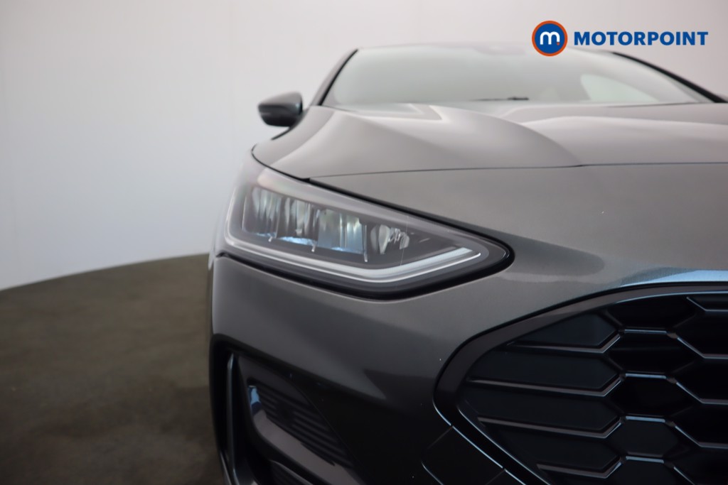 Ford Focus St-Line Manual Petrol Hatchback - Stock Number (1598707) - 1st supplementary image