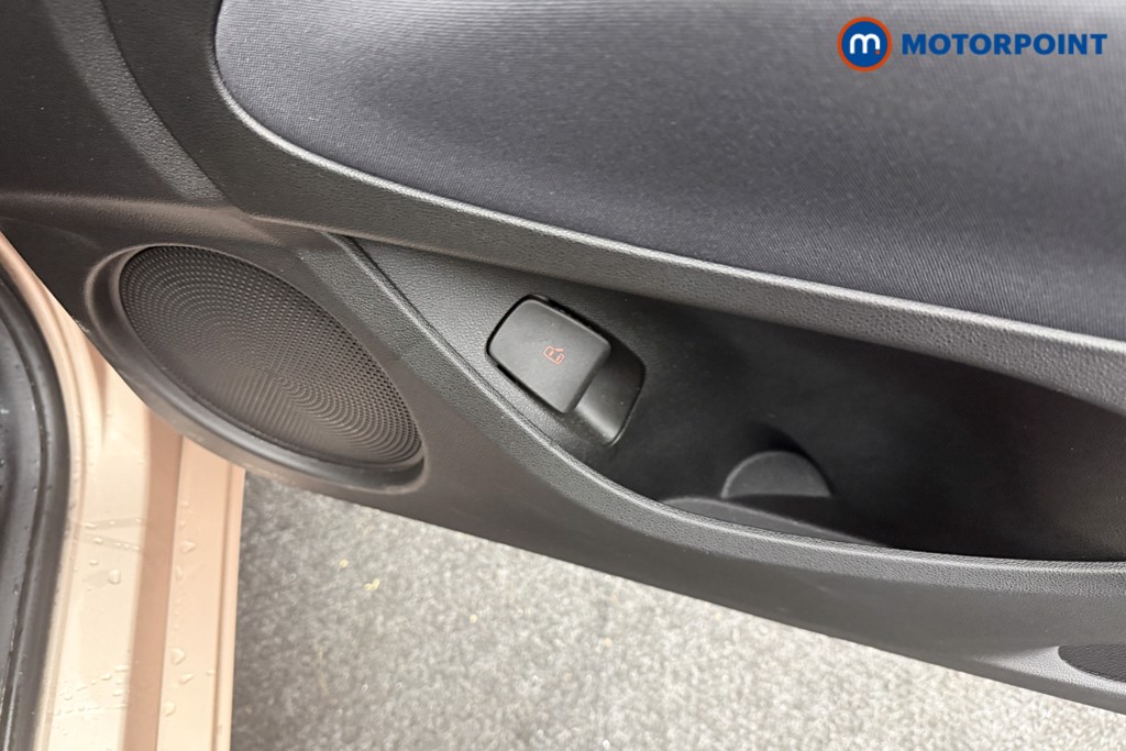 Fiat 500 Icon Automatic Electric Hatchback - Stock Number (1598741) - 10th supplementary image