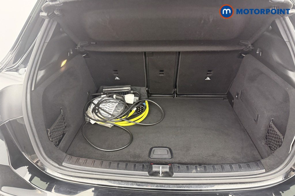 Mercedes-Benz GLA Exclusive Edition Automatic Petrol Plug-In Hybrid SUV - Stock Number (1598742) - 2nd supplementary image