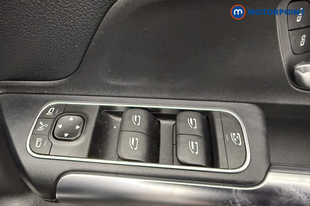 Mercedes-Benz GLA Exclusive Edition Automatic Petrol Plug-In Hybrid SUV - Stock Number (1598742) - 11th supplementary image