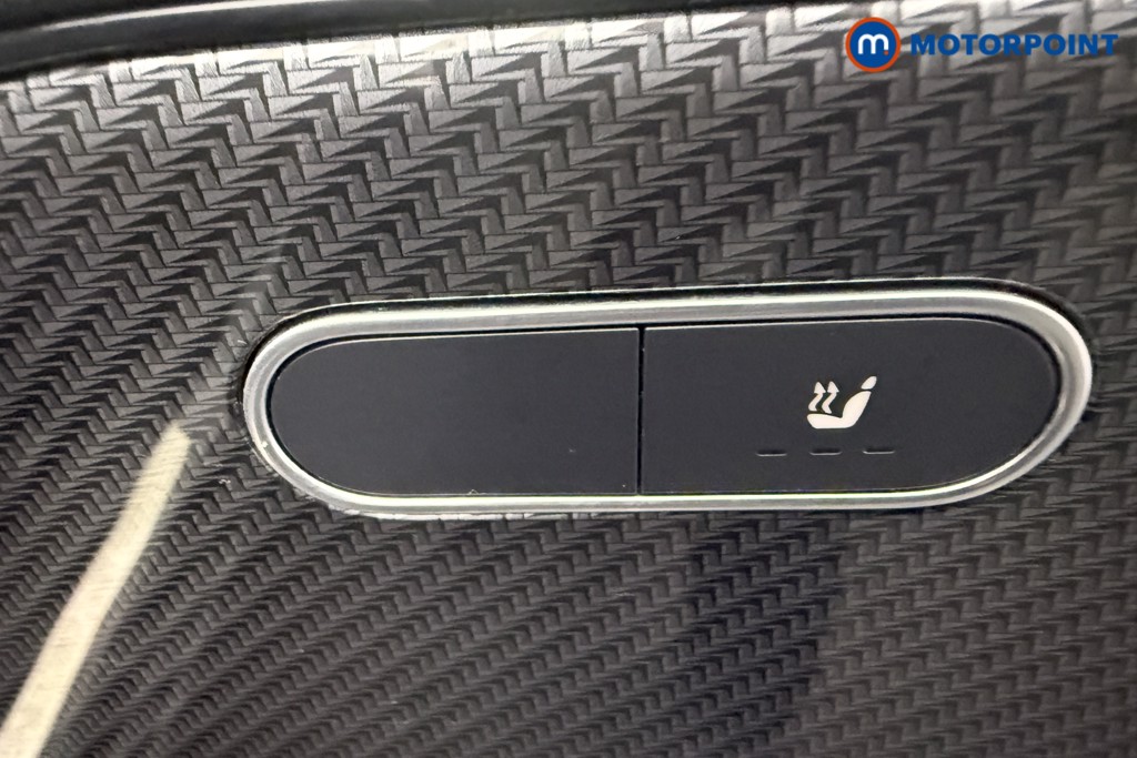 Mercedes-Benz GLA Exclusive Edition Automatic Petrol Plug-In Hybrid SUV - Stock Number (1598742) - 13th supplementary image