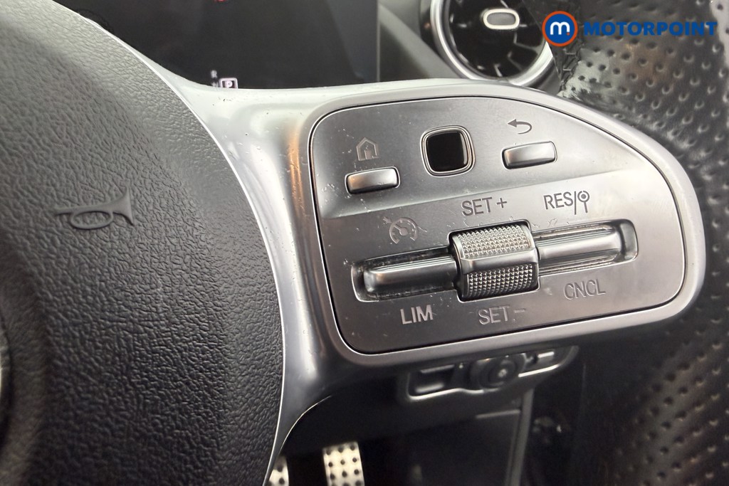 Mercedes-Benz GLA Exclusive Edition Automatic Petrol Plug-In Hybrid SUV - Stock Number (1598742) - 16th supplementary image