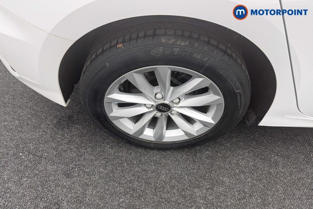 Audi A3 Technik Manual Petrol Hatchback - Stock Number (1598751) - 6th supplementary image