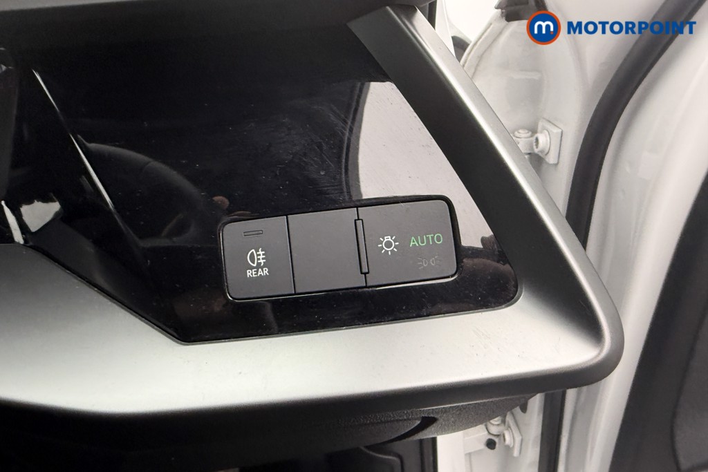 Audi A3 Technik Manual Petrol Hatchback - Stock Number (1598751) - 14th supplementary image