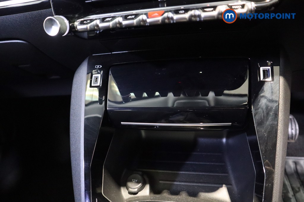Peugeot 2008 Allure Manual Diesel SUV - Stock Number (1525381) - 6th supplementary image