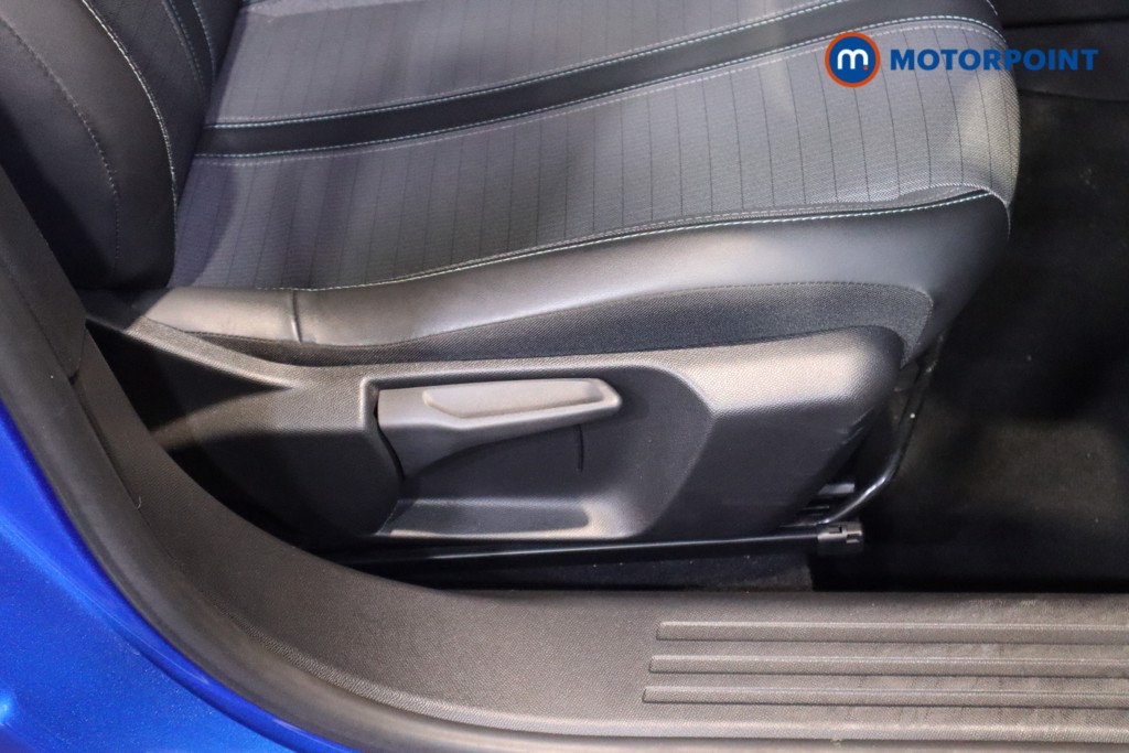 Peugeot 2008 Allure Manual Diesel SUV - Stock Number (1525381) - 17th supplementary image