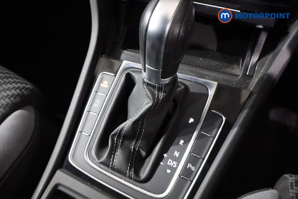 Volkswagen Golf R-Line Automatic Petrol Hatchback - Stock Number (1563279) - 14th supplementary image