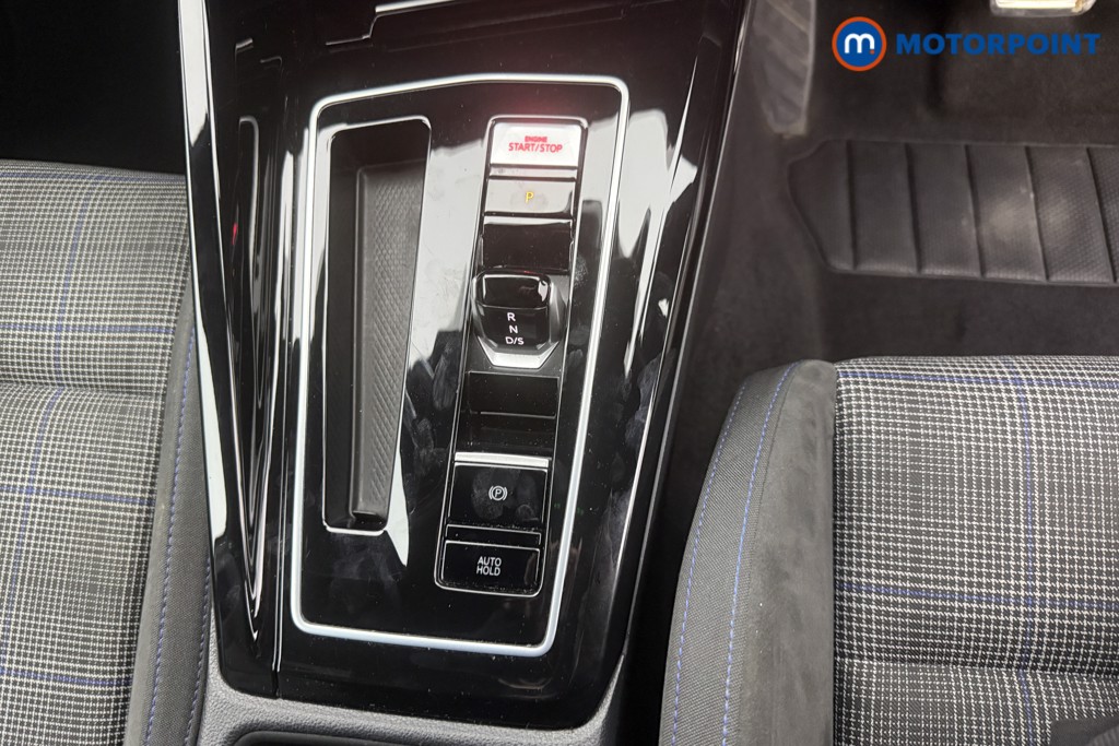 Volkswagen Golf GTE Automatic Petrol Plug-In Hybrid Hatchback - Stock Number (1579020) - 17th supplementary image