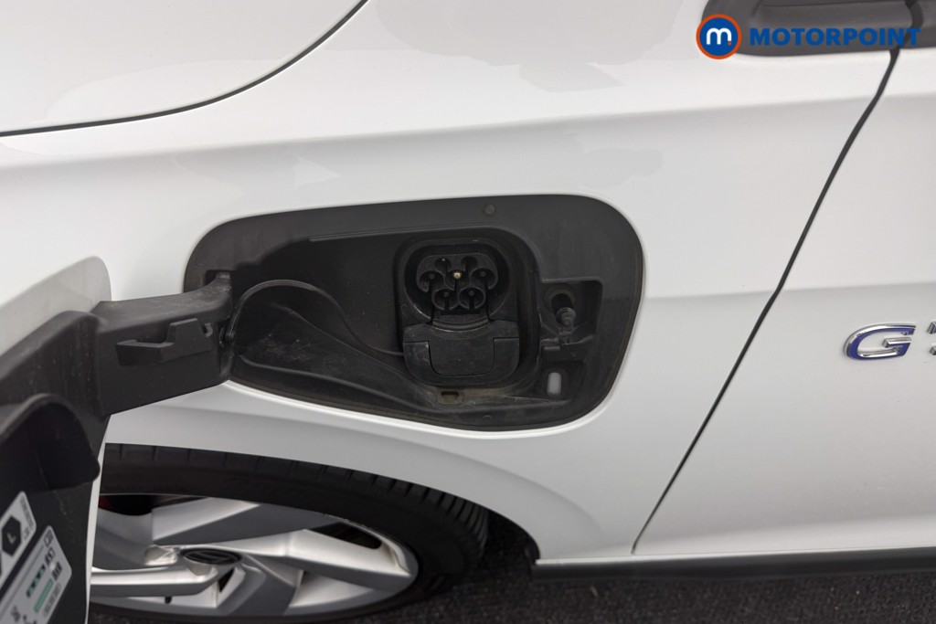 Volkswagen Golf GTE Automatic Petrol Plug-In Hybrid Hatchback - Stock Number (1579020) - 29th supplementary image