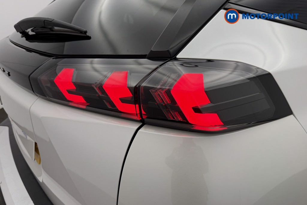 Peugeot 2008 GT Manual Diesel SUV - Stock Number (1581429) - 19th supplementary image