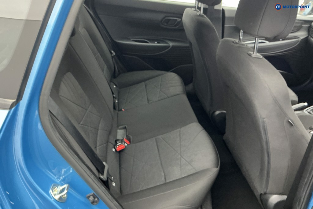 Hyundai Bayon Se Connect Manual Petrol SUV - Stock Number (1583649) - 4th supplementary image