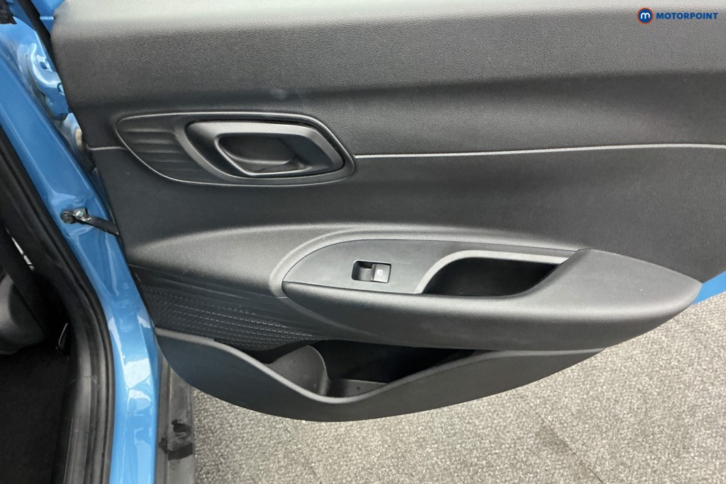 Hyundai Bayon Se Connect Manual Petrol SUV - Stock Number (1583649) - 21st supplementary image