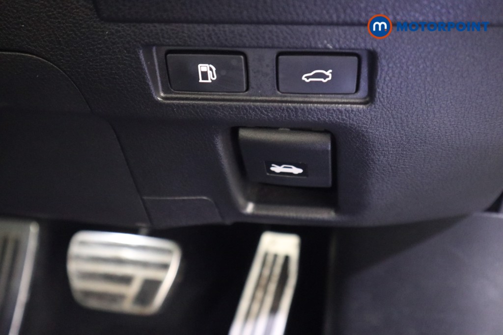 Lexus ES F-Sport Automatic Petrol-Electric Hybrid Saloon - Stock Number (1585207) - 13th supplementary image