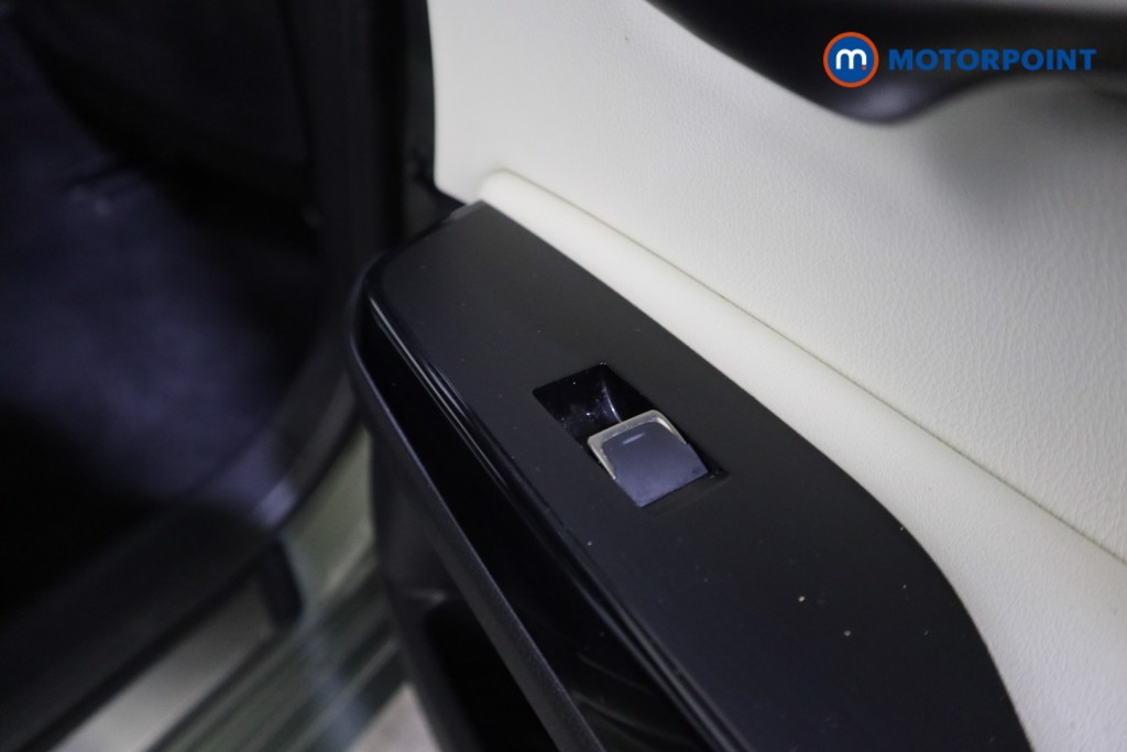 Lexus ES F-Sport Automatic Petrol-Electric Hybrid Saloon - Stock Number (1585207) - 22nd supplementary image