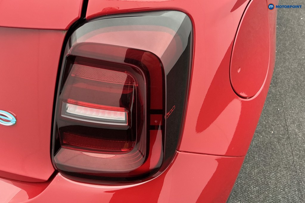 Fiat 500 RED Automatic Electric Hatchback - Stock Number (1586219) - 26th supplementary image