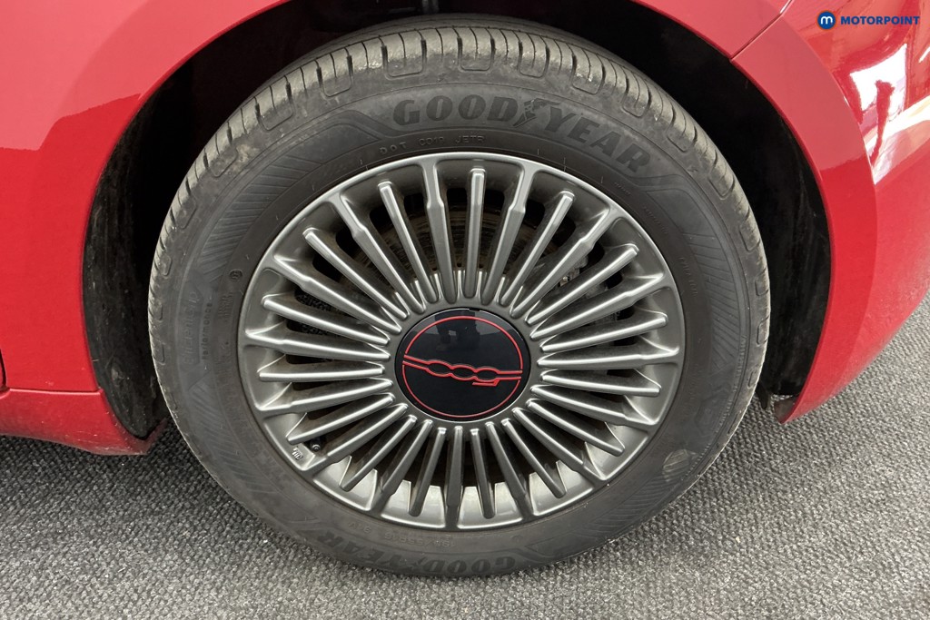 Fiat 500 RED Automatic Electric Hatchback - Stock Number (1586219) - 32nd supplementary image
