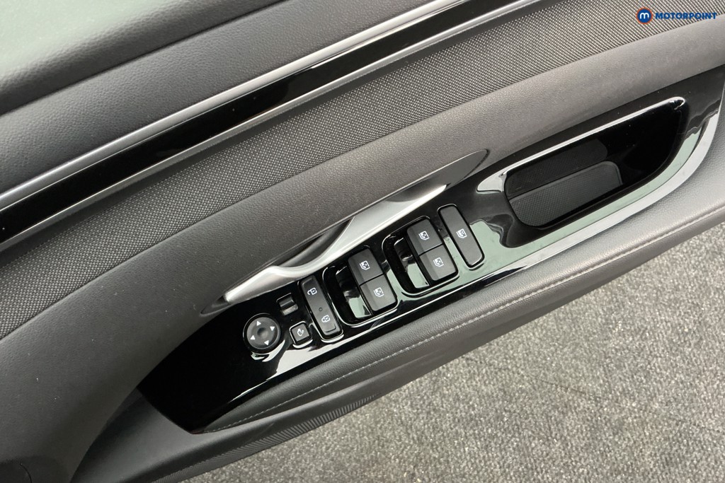 Hyundai Tucson Premium Automatic Petrol Plug-In Hybrid SUV - Stock Number (1586263) - 21st supplementary image