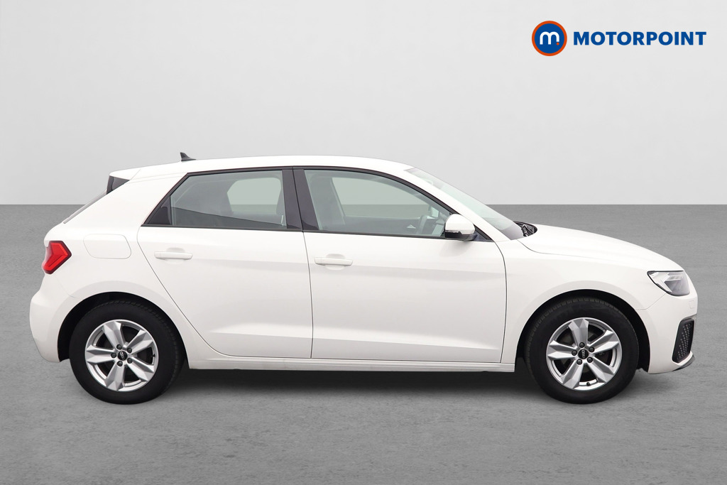 Audi A1 Technik Manual Petrol Hatchback - Stock Number (1587221) - Drivers side