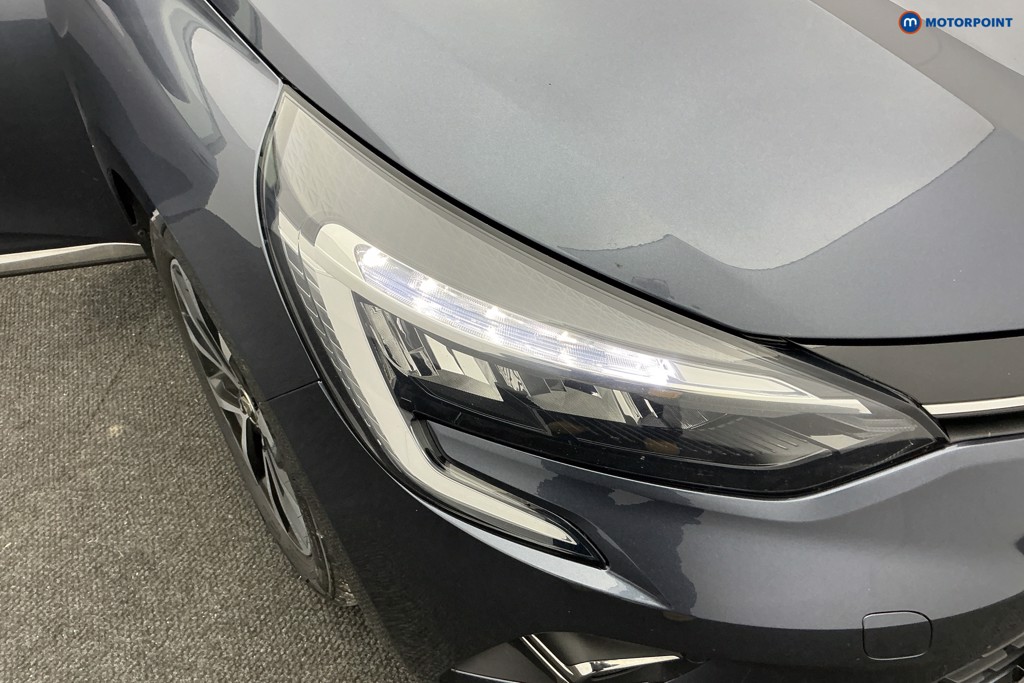 Renault Clio Iconic Manual Petrol Hatchback - Stock Number (1588425) - 22nd supplementary image