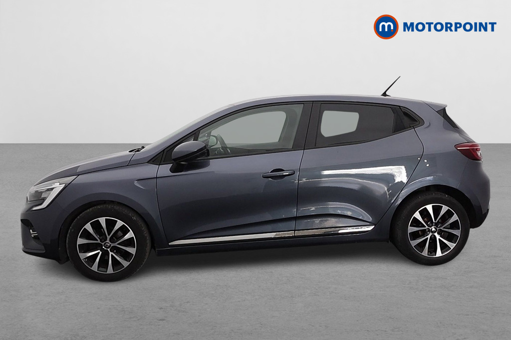 Renault Clio Iconic Manual Petrol Hatchback - Stock Number (1588425) - Passenger side