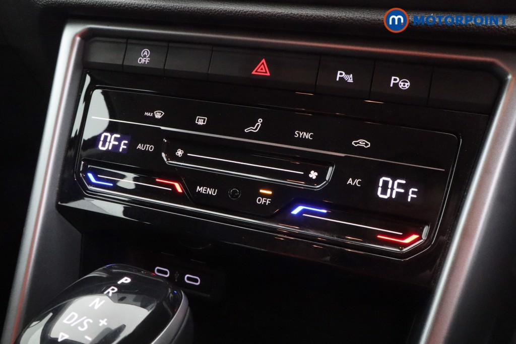 Volkswagen T-Roc Life Automatic Petrol SUV - Stock Number (1589184) - 8th supplementary image