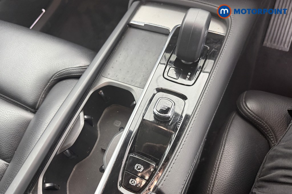 Volvo Xc90 Plus Automatic Petrol Plug-In Hybrid SUV - Stock Number (1589587) - 18th supplementary image