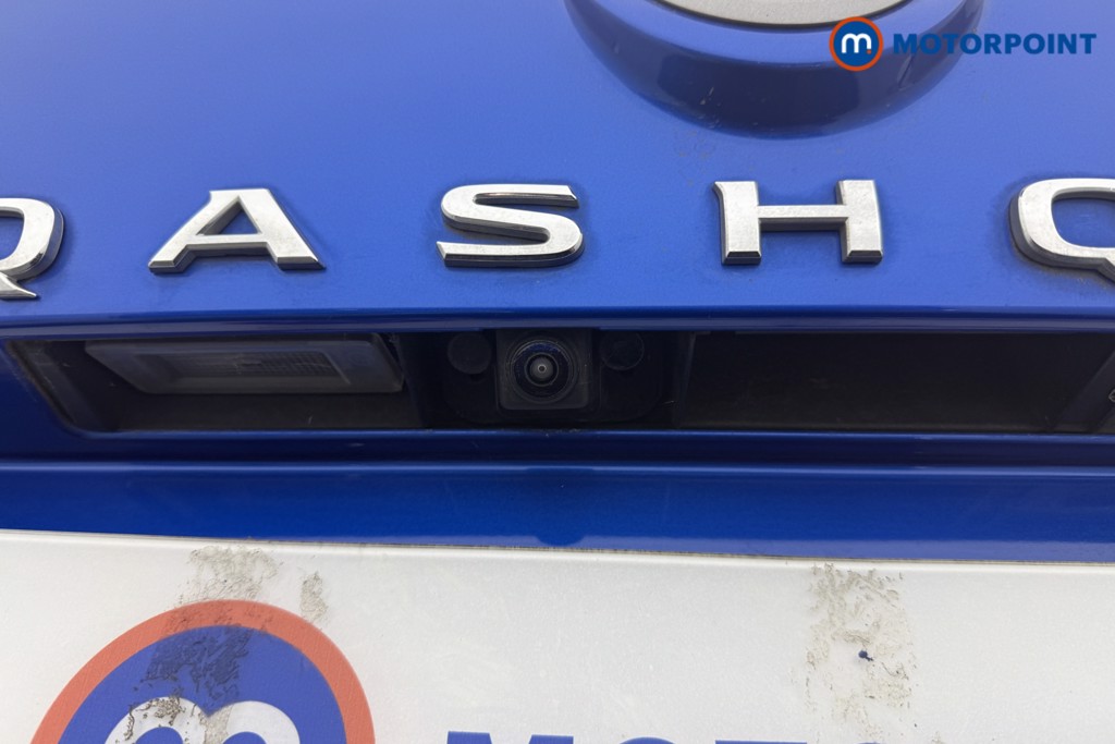 Nissan Qashqai N-Connecta Manual Petrol SUV - Stock Number (1589996) - 2nd supplementary image