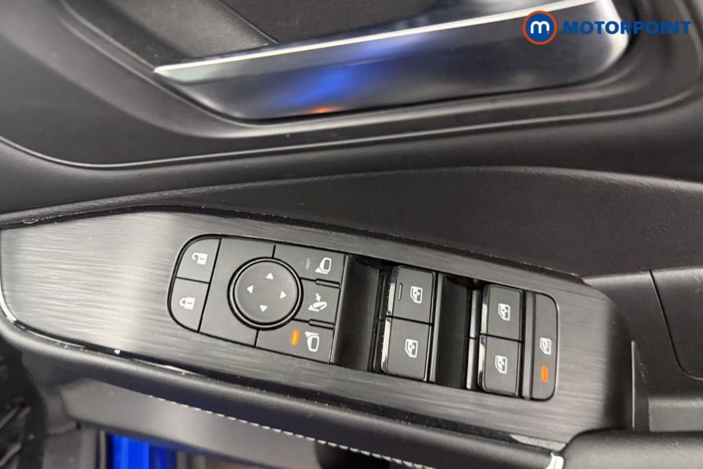 Nissan Qashqai N-Connecta Manual Petrol SUV - Stock Number (1589996) - 11th supplementary image