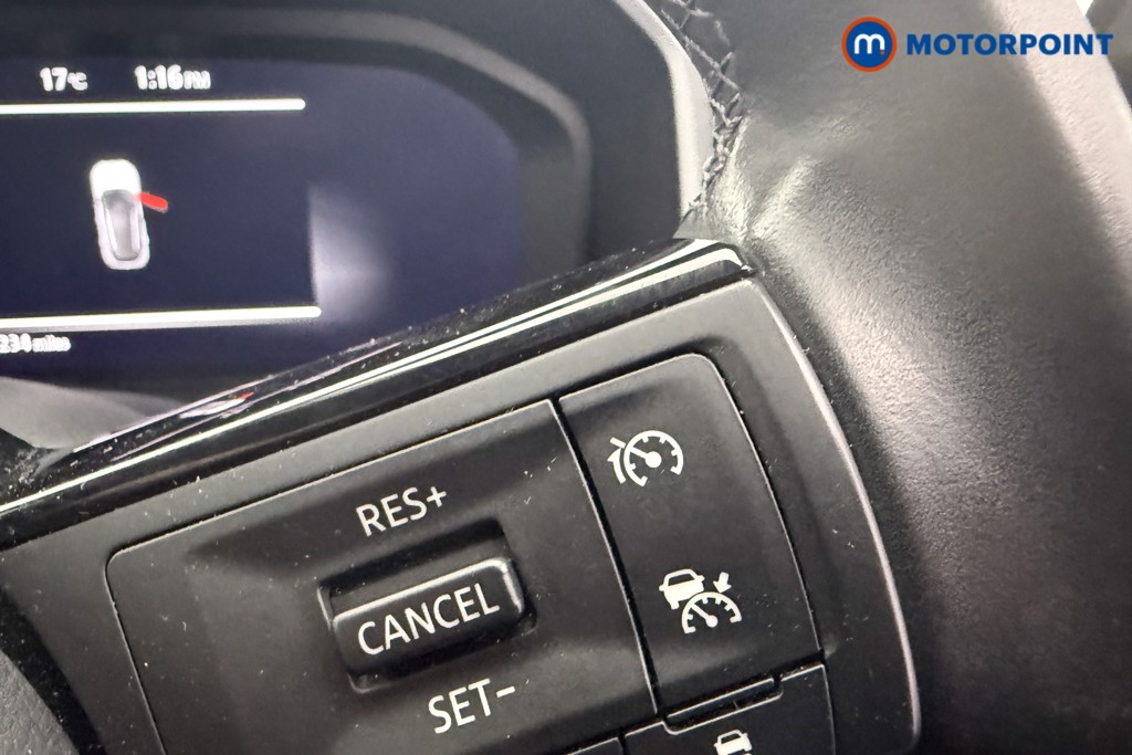 Nissan Qashqai N-Connecta Manual Petrol SUV - Stock Number (1589996) - 14th supplementary image