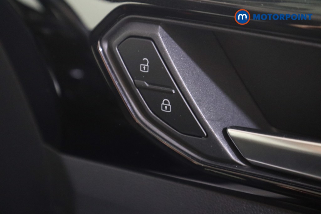 Volkswagen T-Cross Black Edition Automatic Petrol SUV - Stock Number (1591932) - 10th supplementary image