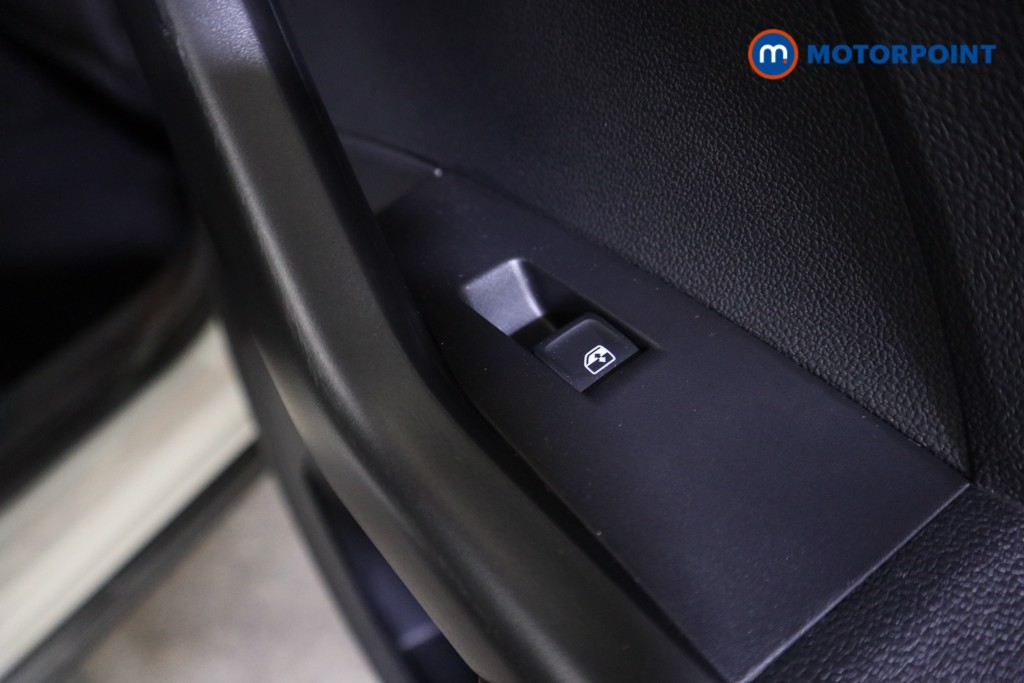 Volkswagen T-Cross Black Edition Automatic Petrol SUV - Stock Number (1591932) - 16th supplementary image