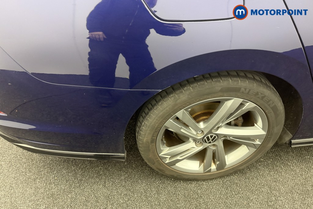 Volkswagen Golf R-Line Automatic Petrol Estate - Stock Number (1591975) - 6th supplementary image