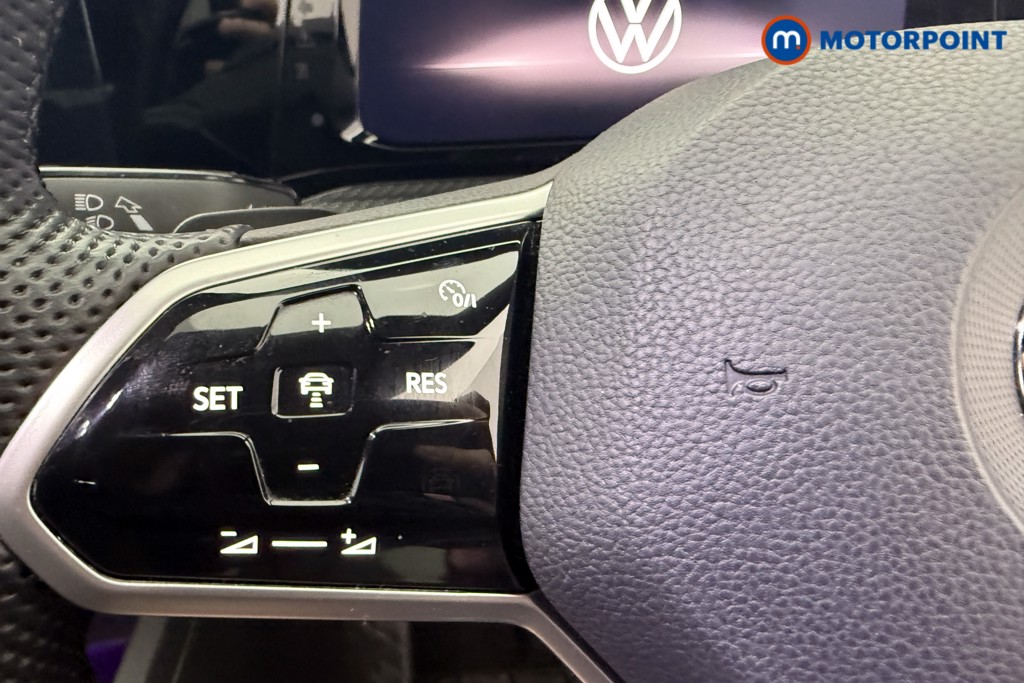 Volkswagen Golf R-Line Automatic Petrol Estate - Stock Number (1591975) - 15th supplementary image