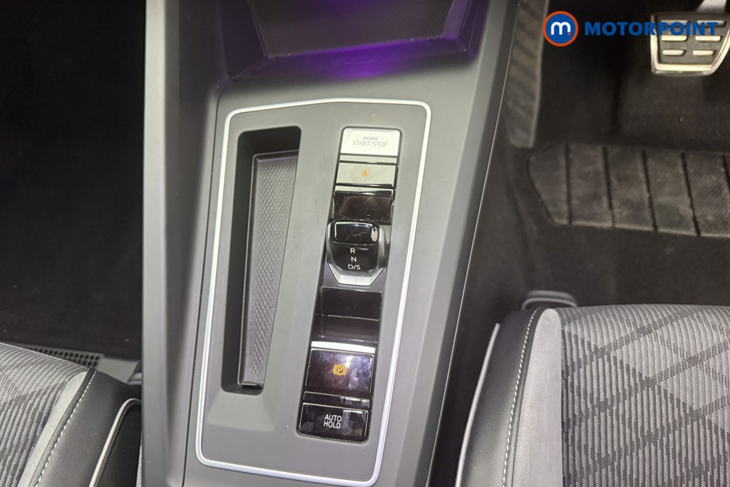 Volkswagen Golf R-Line Automatic Petrol Estate - Stock Number (1591975) - 16th supplementary image