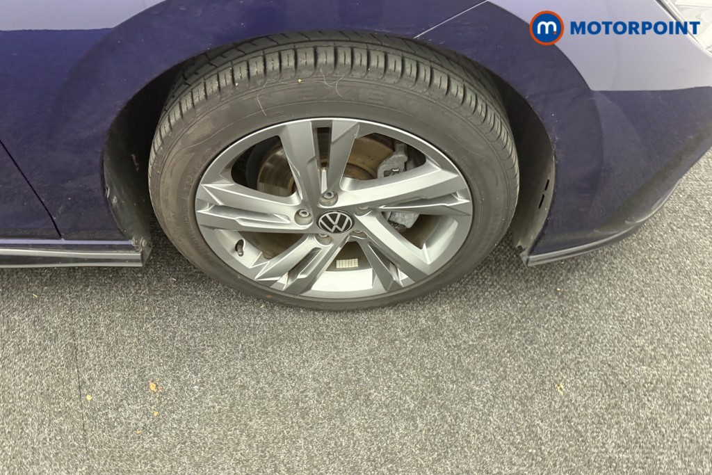 Volkswagen Golf R-Line Automatic Petrol Estate - Stock Number (1591975) - 26th supplementary image