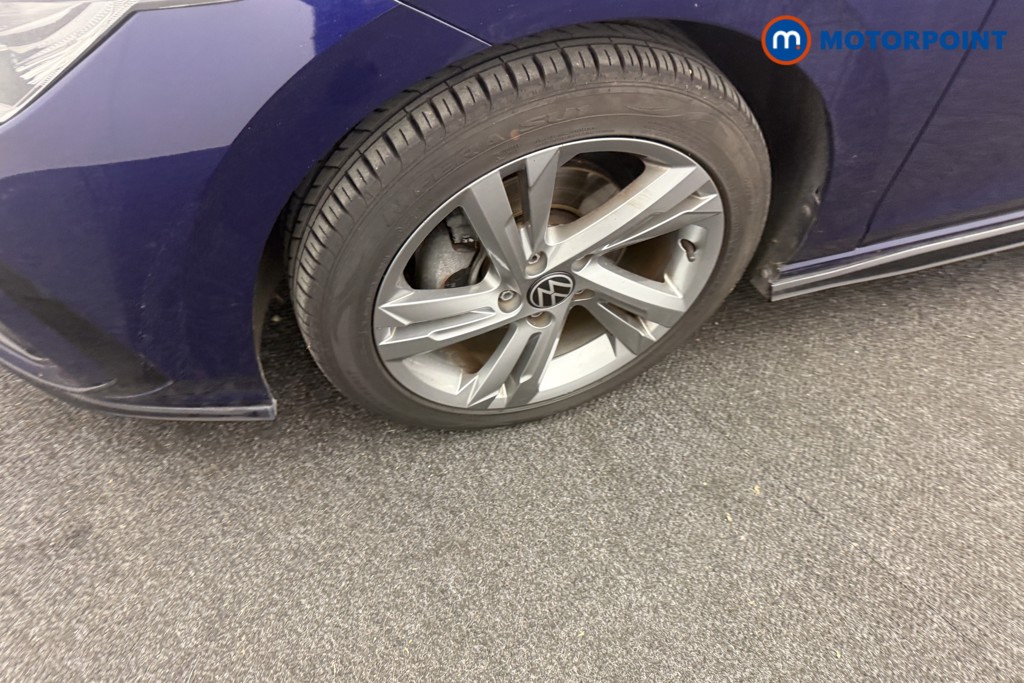 Volkswagen Golf R-Line Automatic Petrol Estate - Stock Number (1591975) - 29th supplementary image