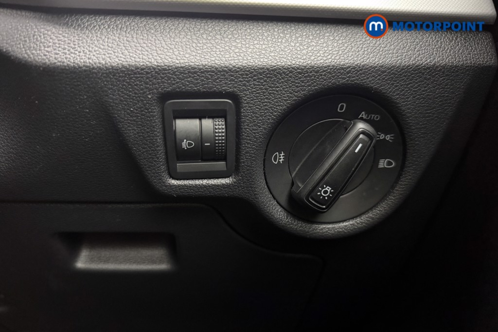 Skoda Kamiq Se Drive Manual Petrol SUV - Stock Number (1592249) - 17th supplementary image