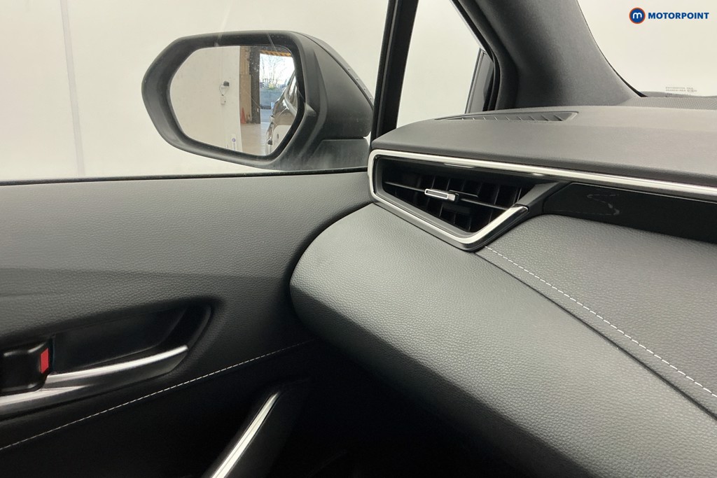 Toyota Corolla Design Automatic Petrol-Electric Hybrid Hatchback - Stock Number (1592959) - 16th supplementary image