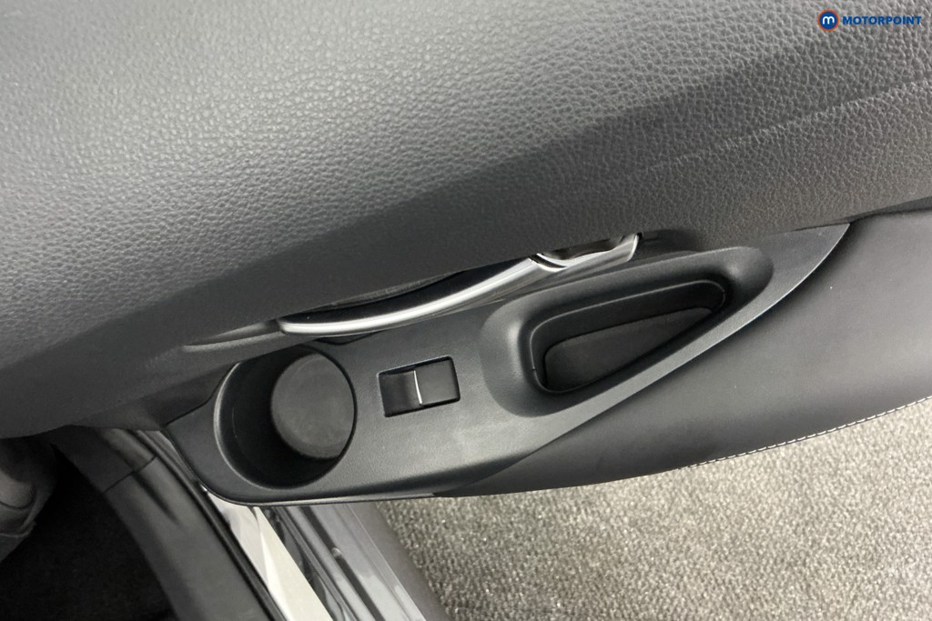 Toyota Corolla Design Automatic Petrol-Electric Hybrid Hatchback - Stock Number (1592959) - 23rd supplementary image