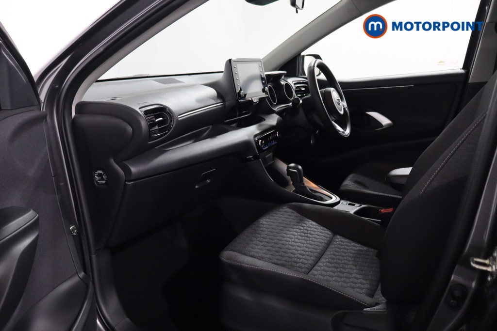 Toyota Yaris Design Automatic Petrol-Electric Hybrid Hatchback - Stock Number (1593273) - 14th supplementary image