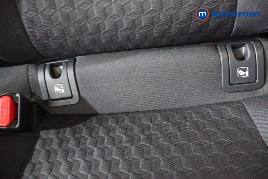 Toyota Yaris Design Automatic Petrol-Electric Hybrid Hatchback - Stock Number (1593273) - 16th supplementary image