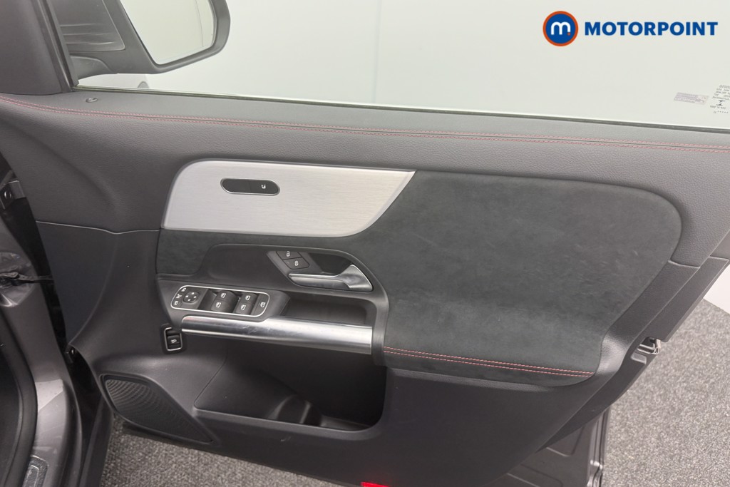 Mercedes-Benz EQA Amg Line Automatic Electric SUV - Stock Number (1593456) - 9th supplementary image