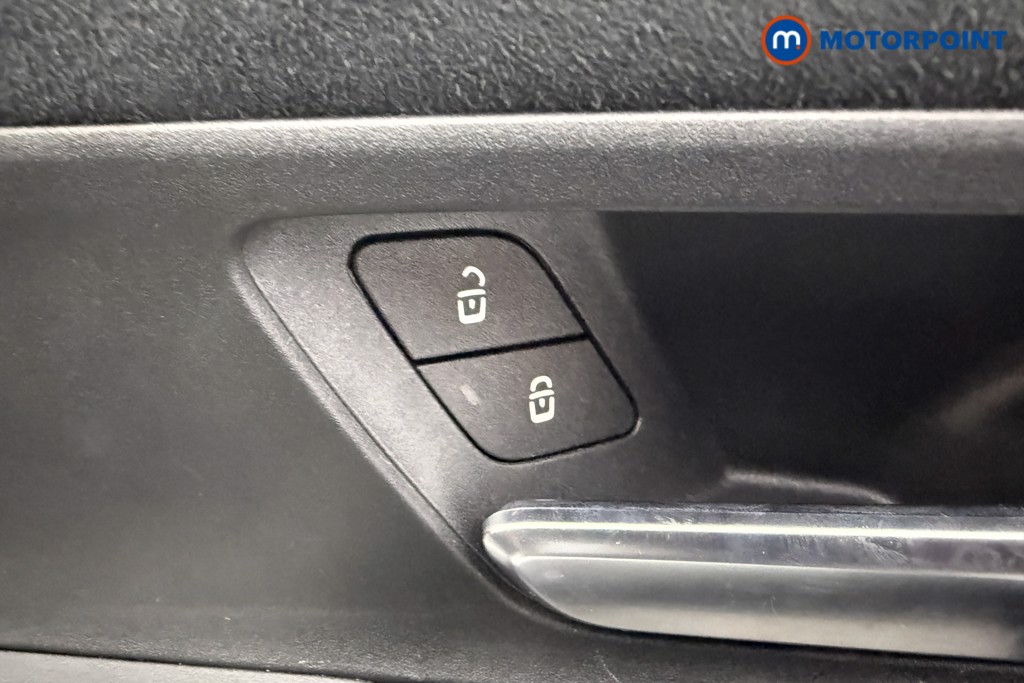 Mercedes-Benz EQA Amg Line Automatic Electric SUV - Stock Number (1593456) - 12th supplementary image