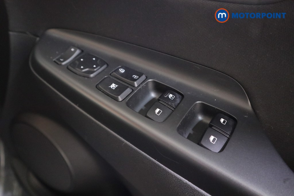 Hyundai Kona Premium Manual Petrol SUV - Stock Number (1593683) - 12th supplementary image