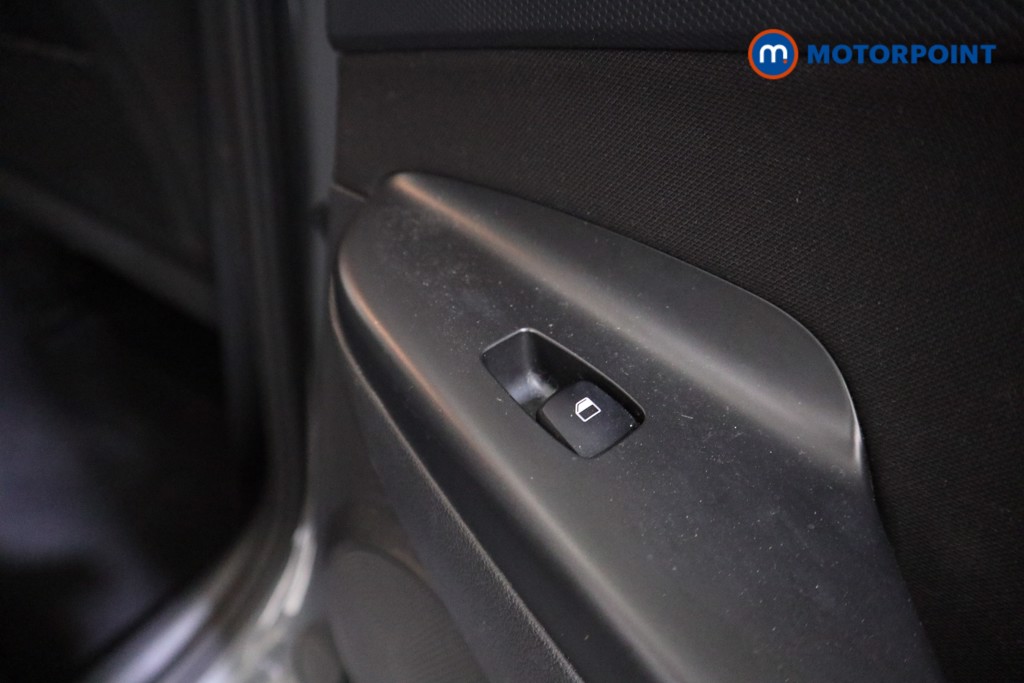 Hyundai Kona Premium Manual Petrol SUV - Stock Number (1593683) - 16th supplementary image