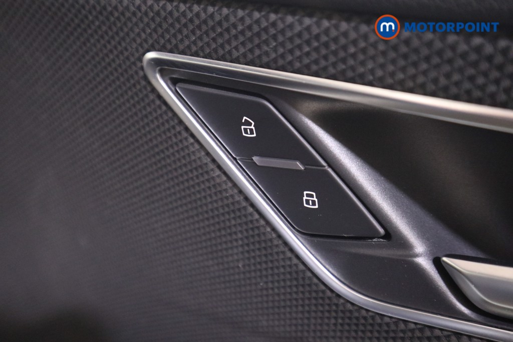 Audi Q2 S Line Manual Petrol SUV - Stock Number (1594211) - 13th supplementary image