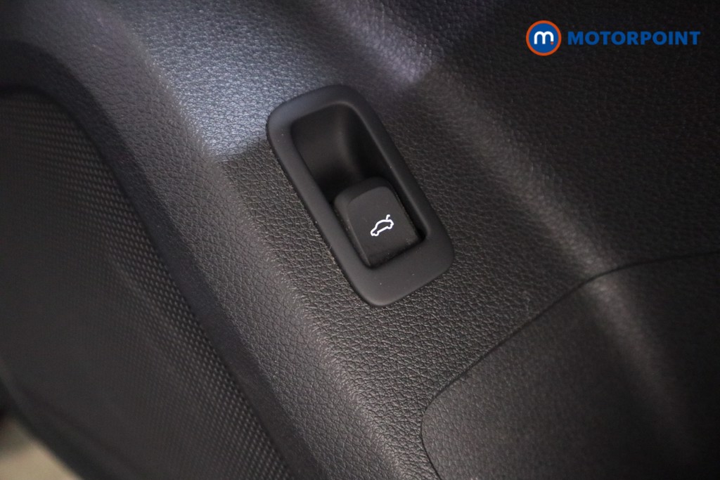 Audi Q2 S Line Manual Petrol SUV - Stock Number (1594211) - 15th supplementary image